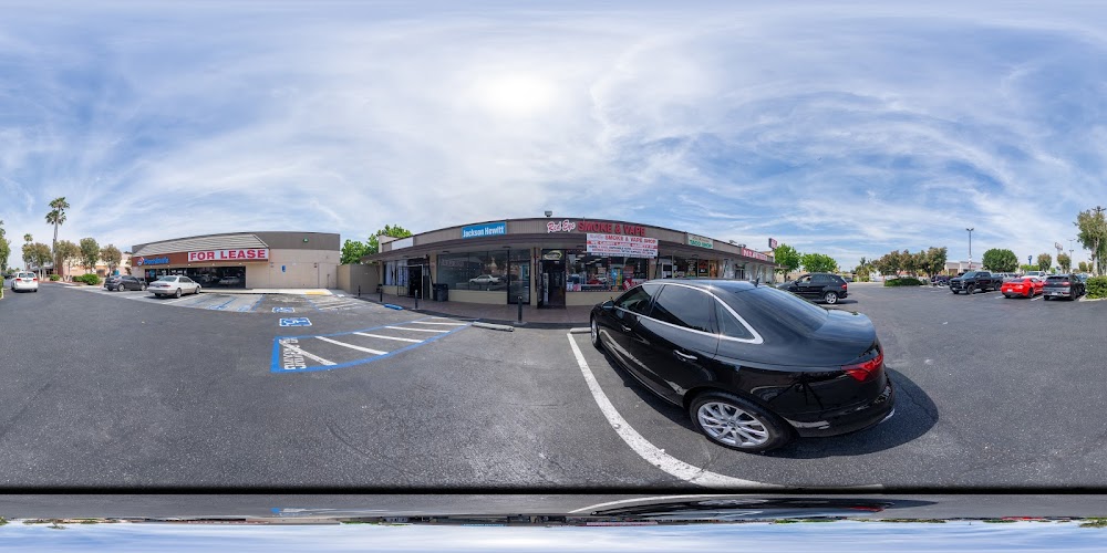 Red Eye Smoke & Vape Shop - Vaporizer store in Mid-City - Website