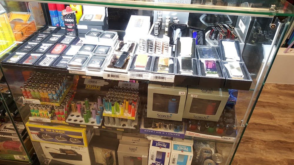 Mr Smokes - Tobacco shop in Adams Hill