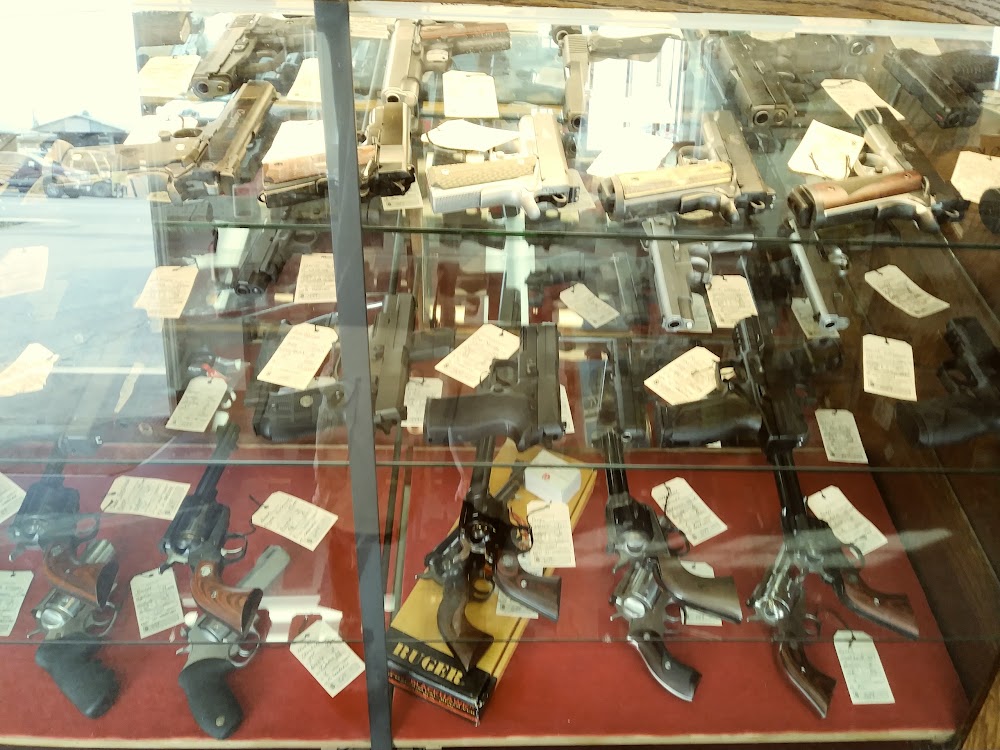Fox Firearms - Gun shop in Grants Pass - Website