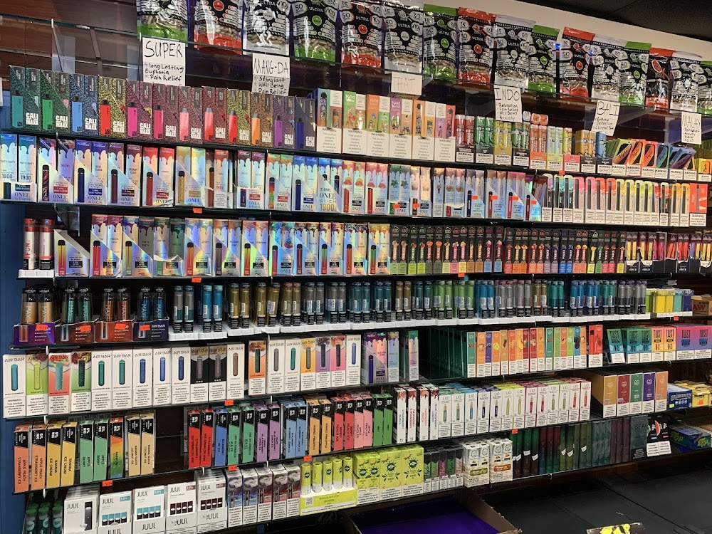 UP IN SMOKE WILMINGTON - Tobacco shop in Wilmington - Website