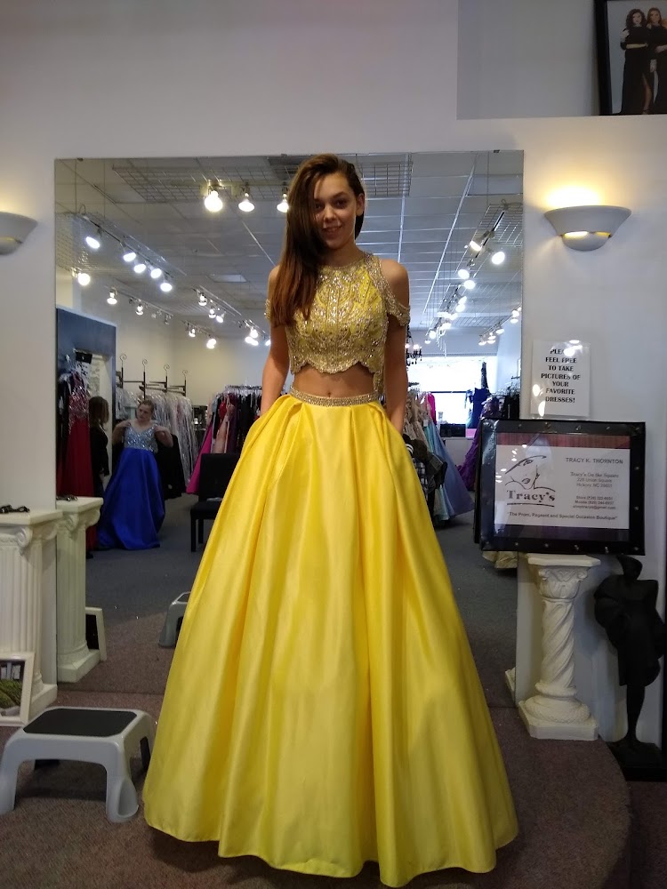 Tracy's - Formal wear store in Hickory - Website