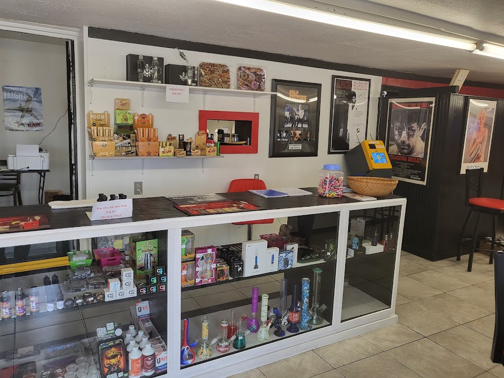 Rings Of Vapor Smoke & Vape Shop - Vaporizer store in Auburndale - Website